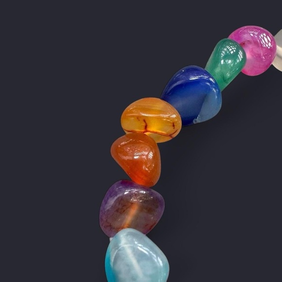 Multicolor Striped Agate Bead Bracelet - Picture 3 of 4